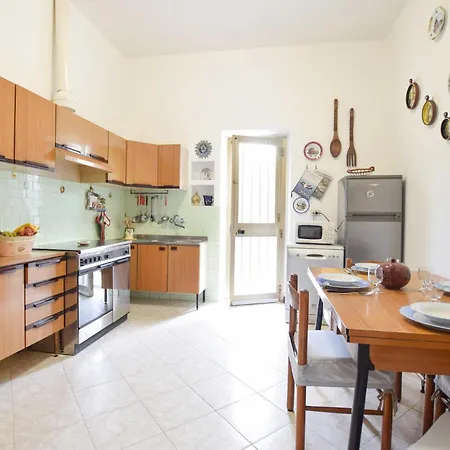 2 Bedroom Awesome In Piano Di *